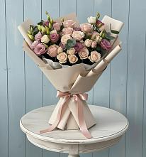 Букет цветов из:  Розы и Лизиантусы в Геймановской