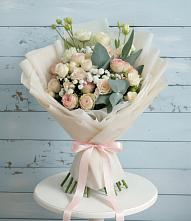 Букет цветов из:  Розы и Лизиантусы #REPLACE_PRED# Геймановской