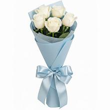 Букет 5 Белых роз Проуд в Геймановской