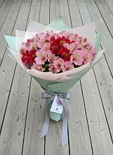 Букет цветов из:  Альстромерии в Геймановской