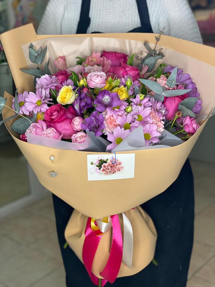 Букет цветов из: Хризантемы, Гвоздики и Альстромерии в Геймановской