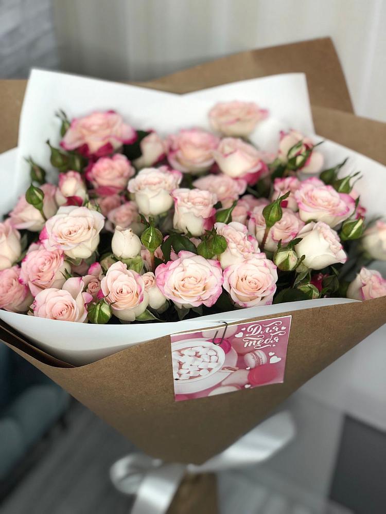 Букет цветов из: Розы в Геймановской