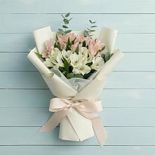 Букет цветов из:  Альстромерии в Геймановской