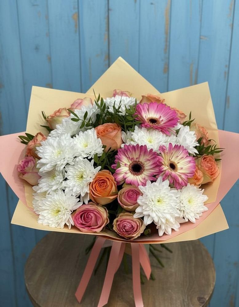 Букет цветов из: Розы, Герберы и Хризантемы в Геймановской