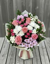 Букет цветов из:  Альстромерии, Гвоздики, Розы и Хризантемы в Геймановской