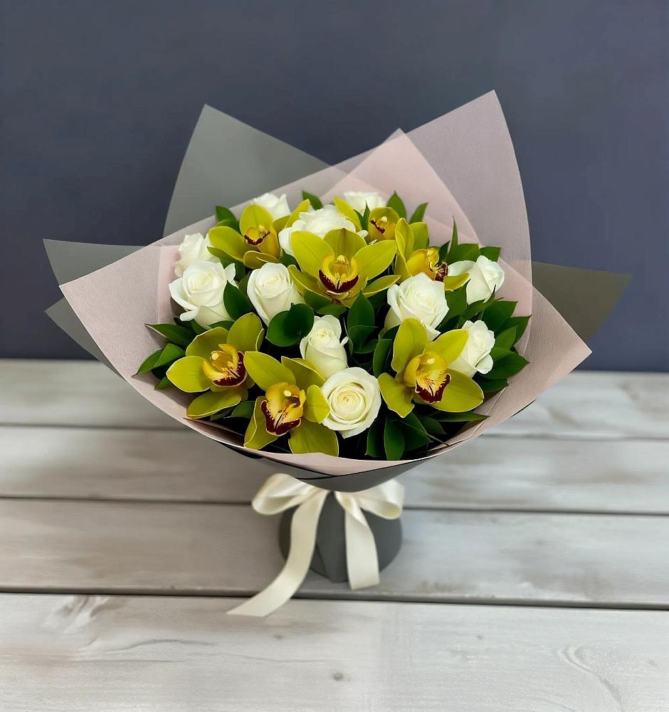 Букет цветов из: Орхидеи и Розы в Геймановской