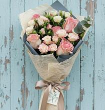 Букет цветов из:  Розы в Геймановской