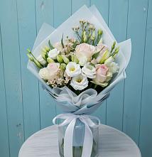 Букет цветов из:  Розы и Лизиантусы в Геймановской