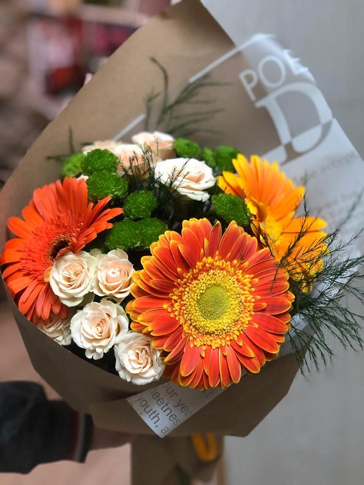 Букет цветов из: Герберы, Хризантемы и Розы в Геймановской